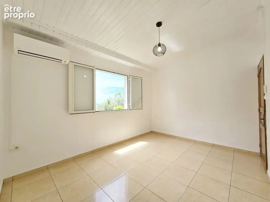 Maison 189 m² à L'etang-Sale  - photo 9