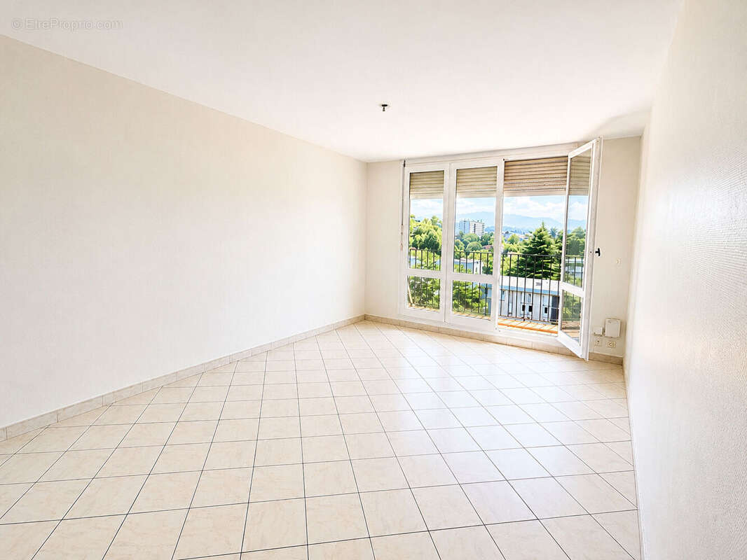 Appartement Pau 2 pièce(s) 49.54 m2 - balcon et vue sur les Pyrénées - photo 2