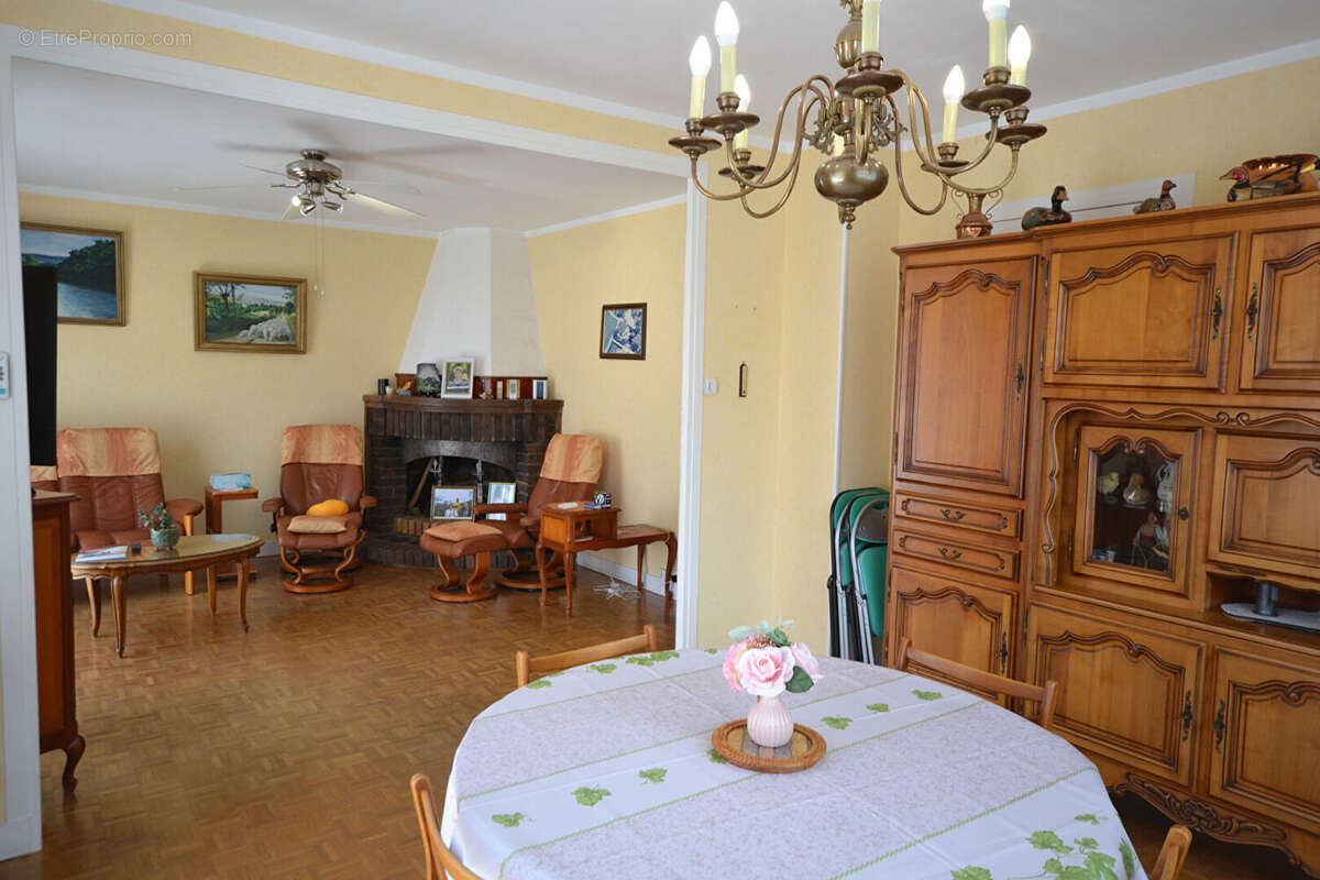 Maison à SAINT-JORIOZ