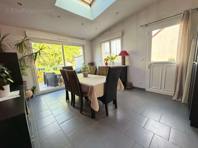 Maison à MITRY-MORY