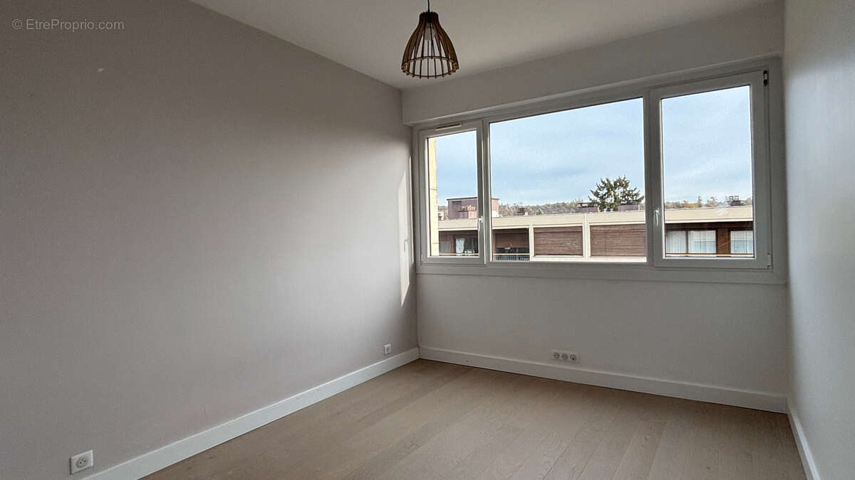 Résidence la Gaillarderie - Appartement 5 pièces dernier étage - photo 9