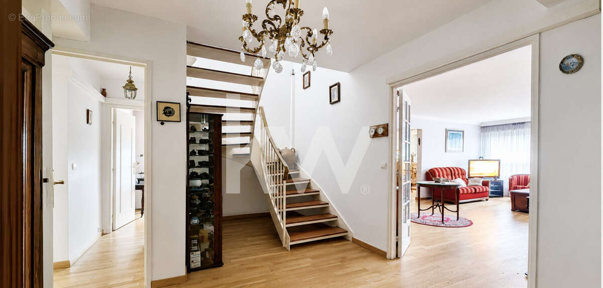 Appartement à SAINT-GRATIEN