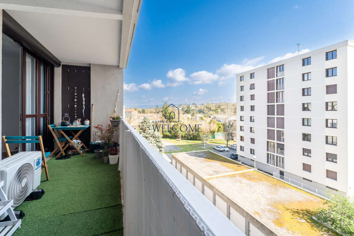 Appartement à BOURG-LES-VALENCE