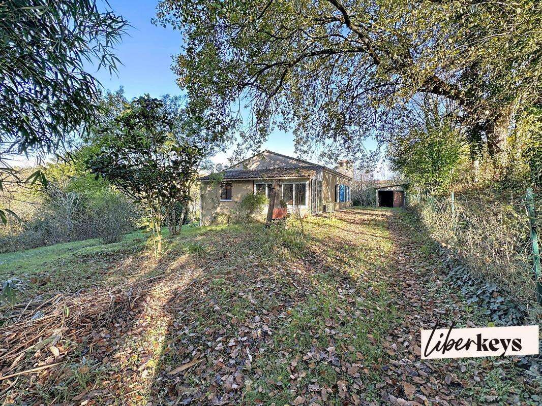 Maison à SIORAC-DE-RIBERAC