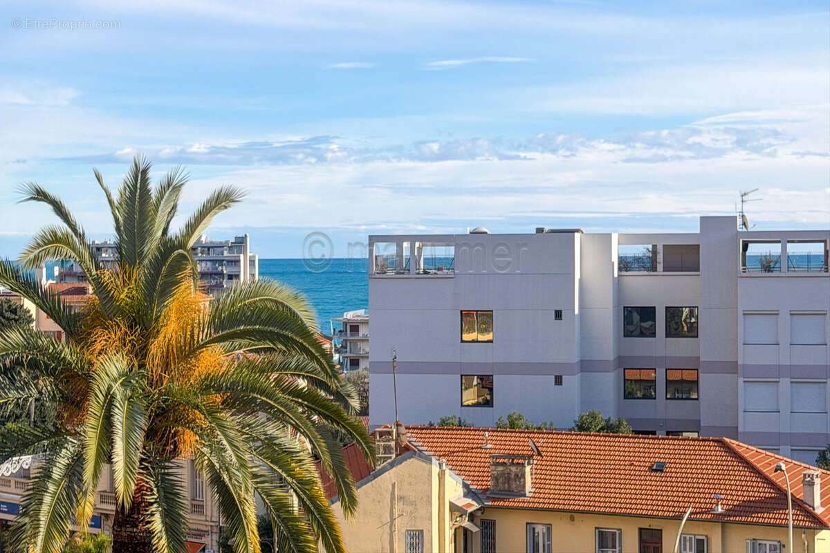 T2 avec terrasse vue mer + garage 06190 Roquebrune-Cap-Martin n°7 - Appartement à ROQUEBRUNE-CAP-MARTIN