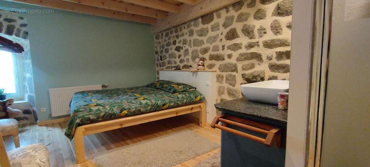 Maison à SAINT-AGREVE