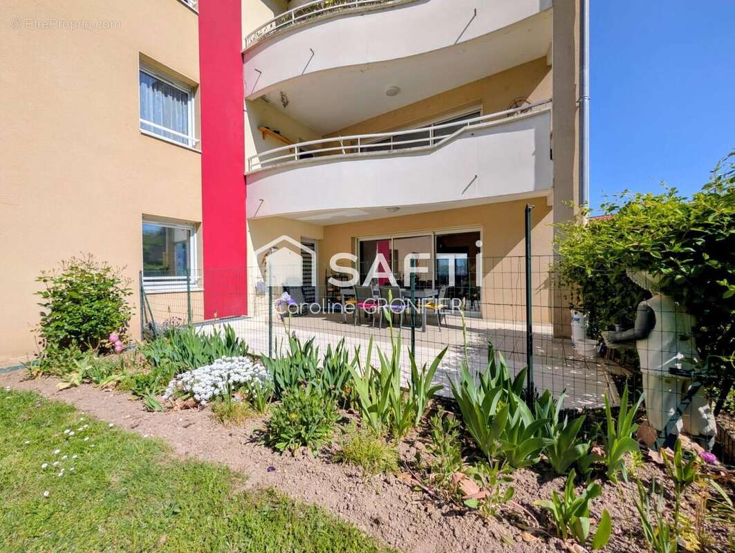 Photo 2 - Appartement à MONTCEAU-LES-MINES