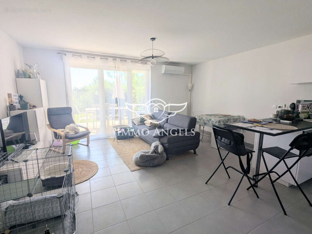 Appartement à JUVIGNAC