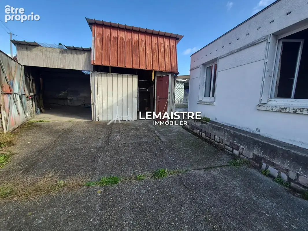 Ensemble immobilier avec maison f3, garage commercial et dépendances - photo 16