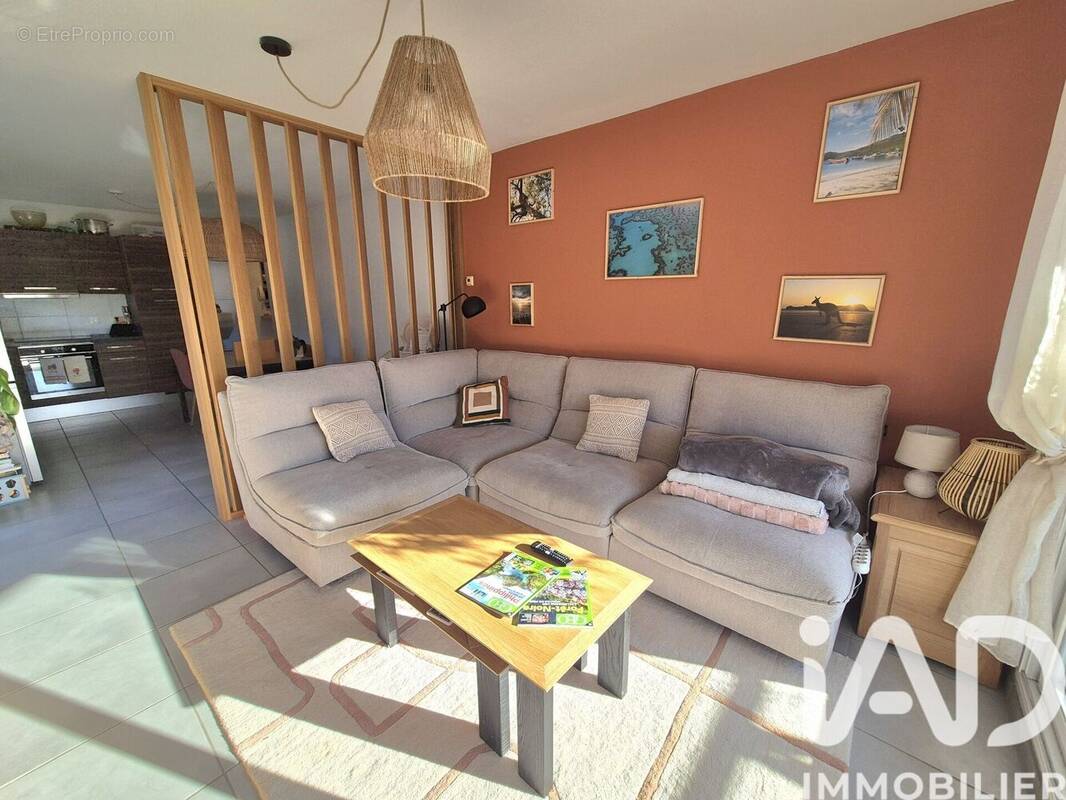 Photo 1 - Appartement à ALLONZIER-LA-CAILLE