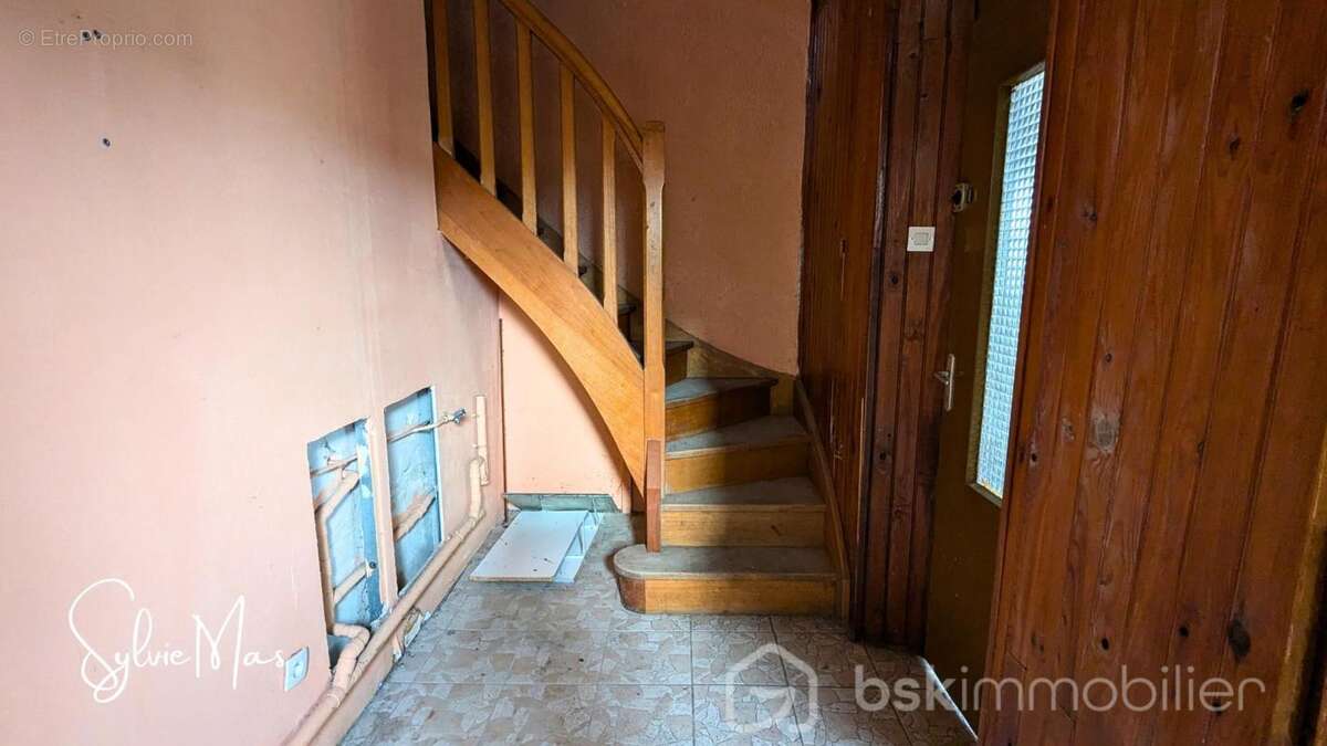 Appartement à FUMEL