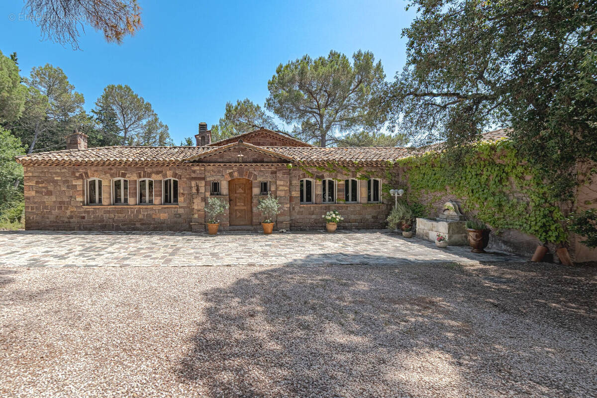 Maison à SAINT-RAPHAEL