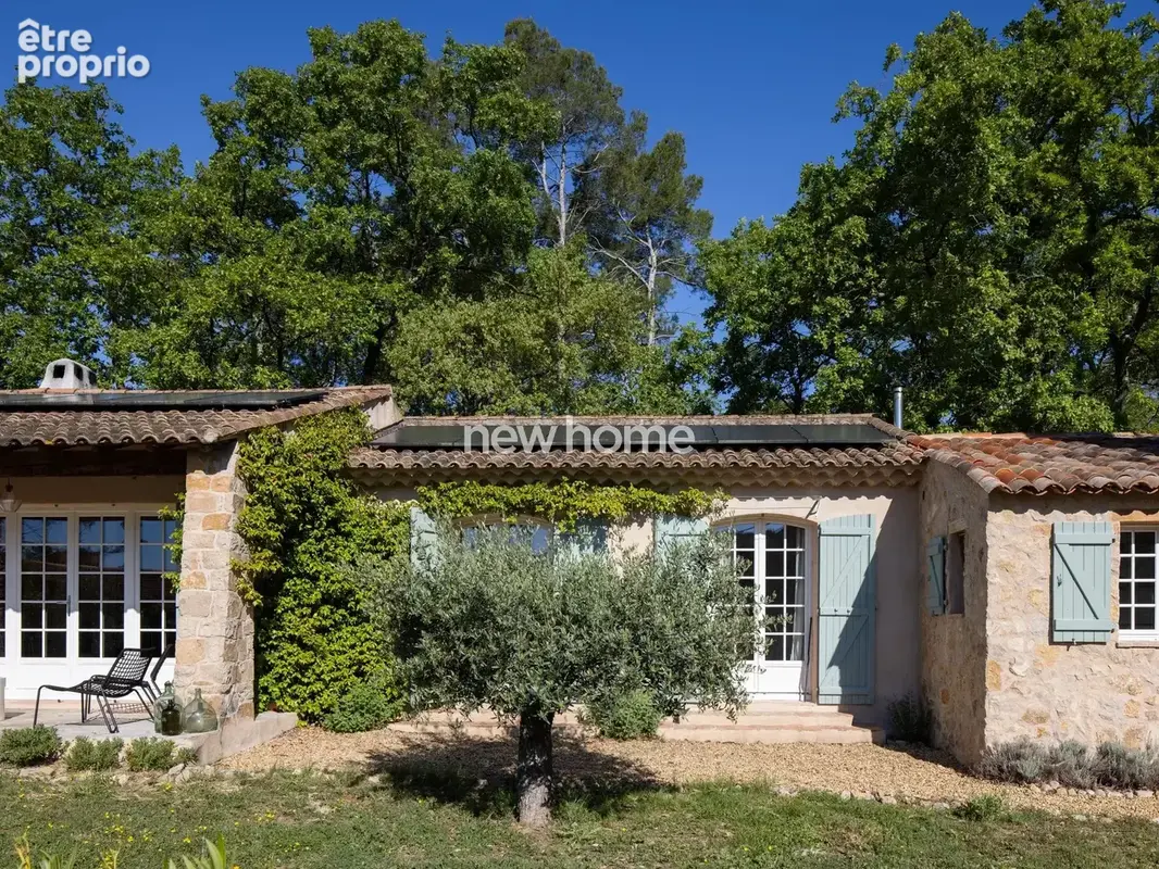 Villa joliment rénovée avec piscine dans un cadre verdoyant - photo 22