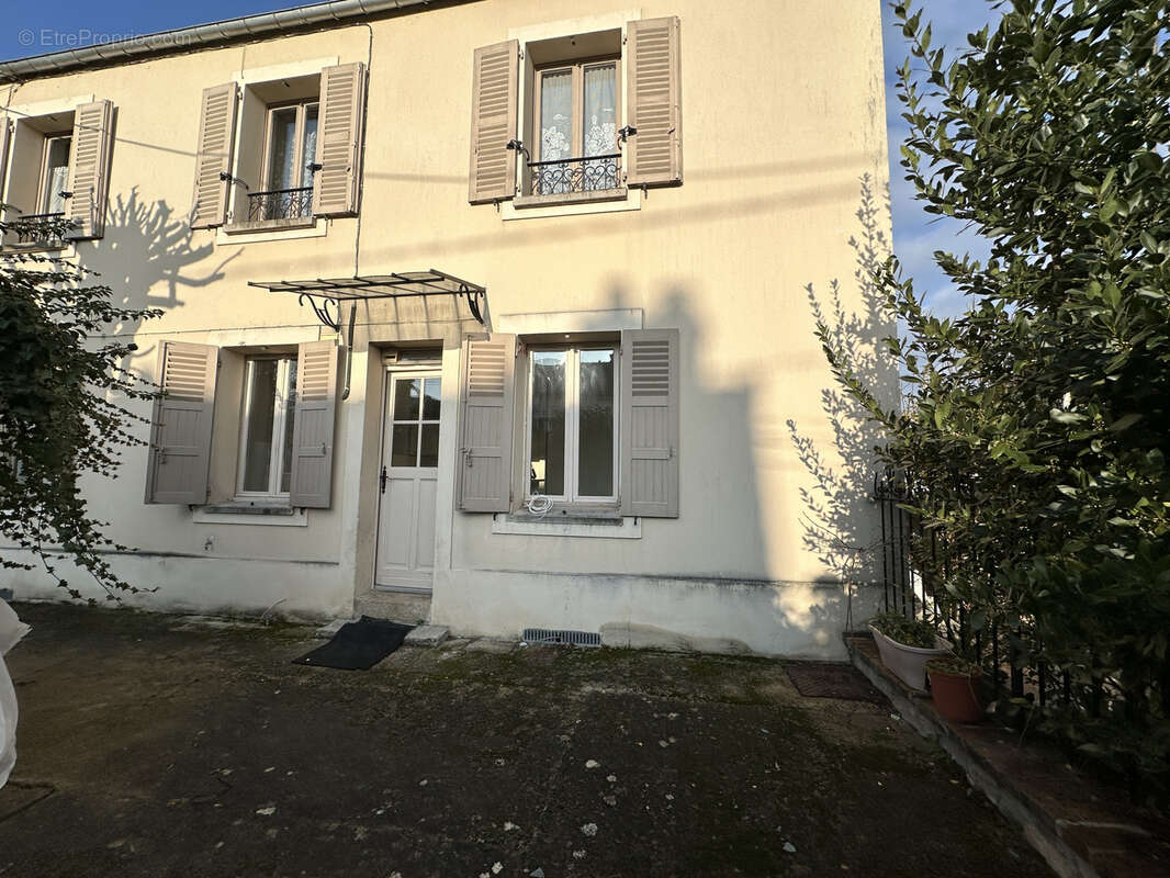 Appartement à MELUN