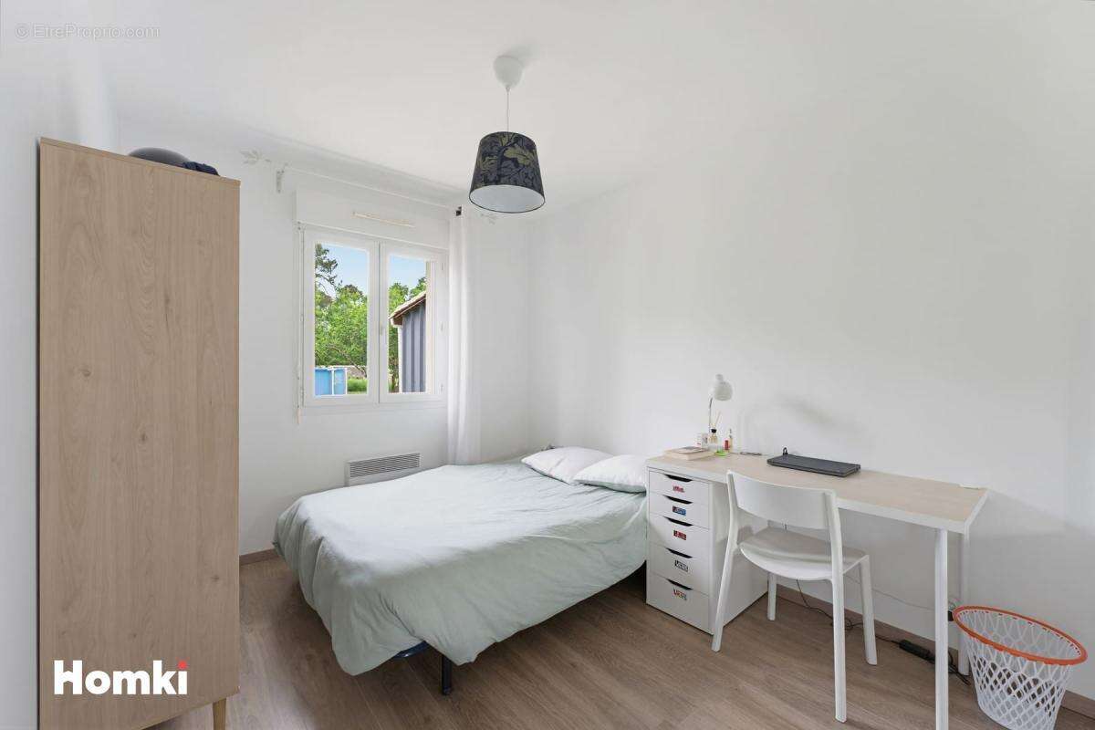 Maison à CAMARSAC