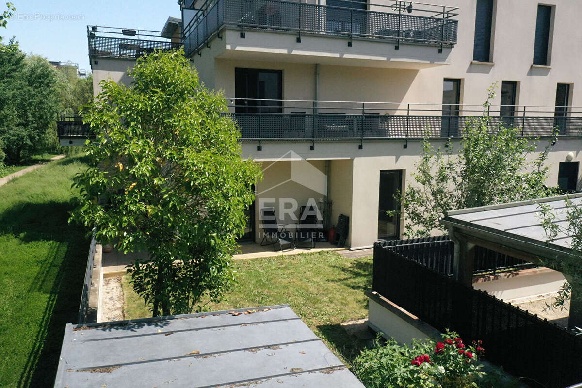 Appartement à BOIS-D'ARCY