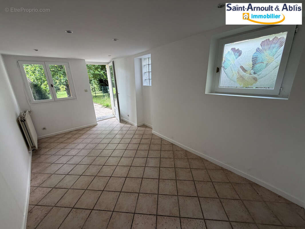 Maison 76 m² à Saint-Arnoult-En-Yvelines  - photo 9