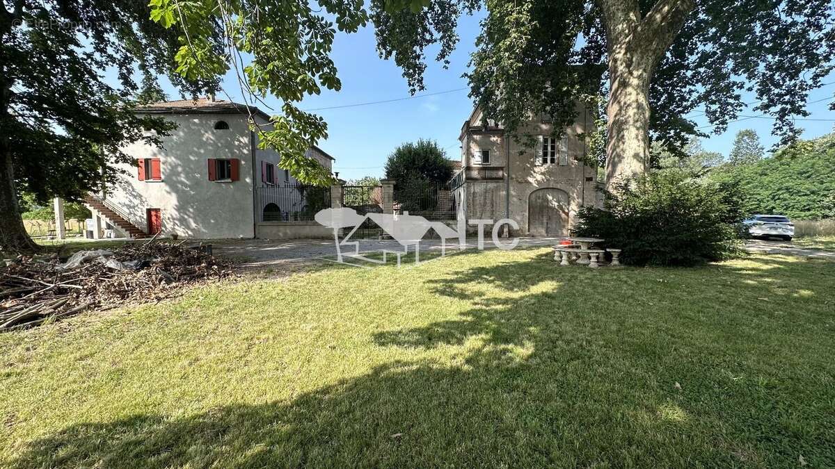 Maison à SAINT-AMBROIX