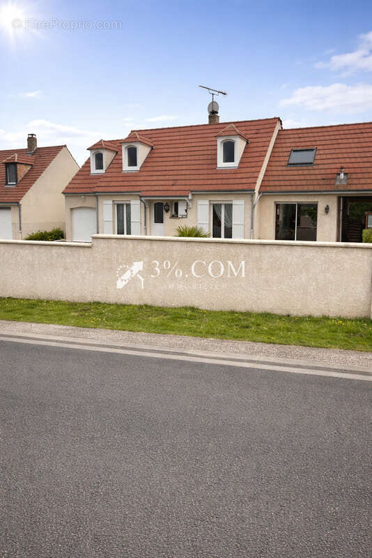 Maison à ROSOY