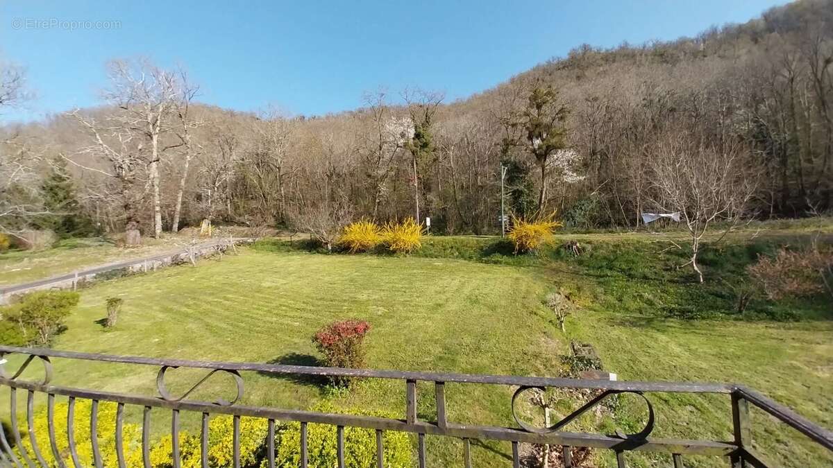 Maison à SAINT-MARTIN-LAGUEPIE