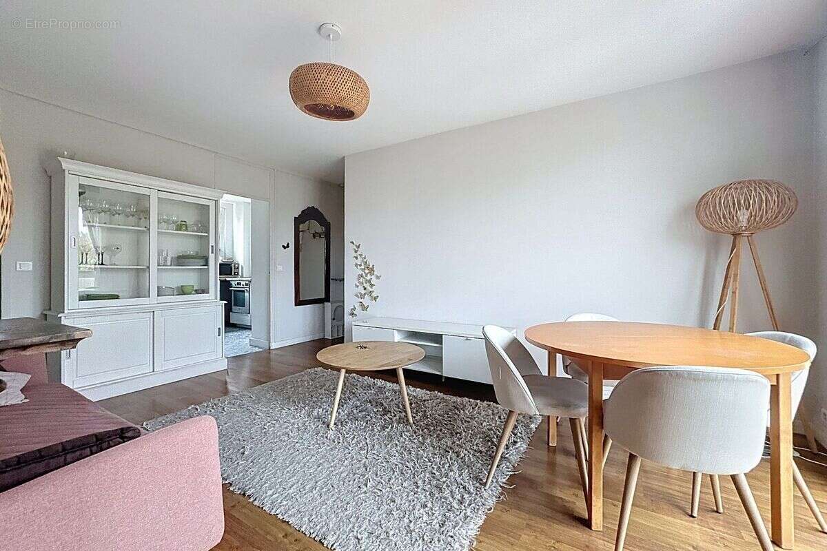 Appartement à SEVRES