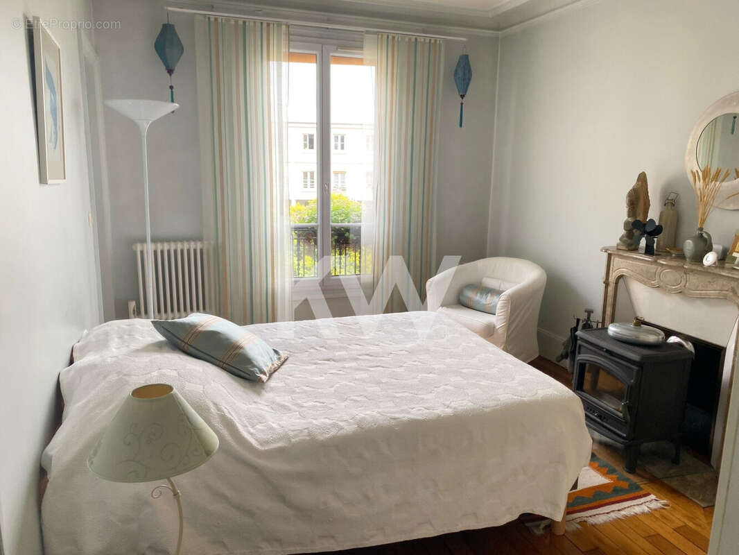 Appartement à PARIS-19E