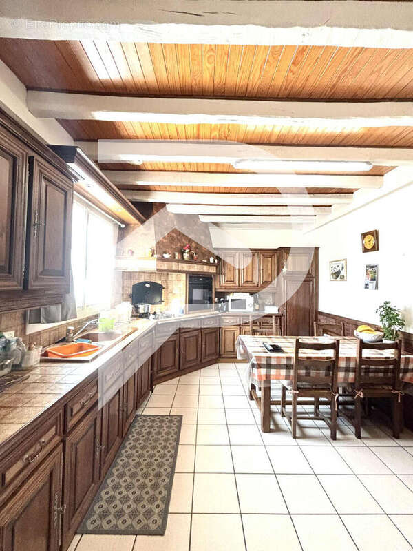 Maison à BRETAGNE-DE-MARSAN