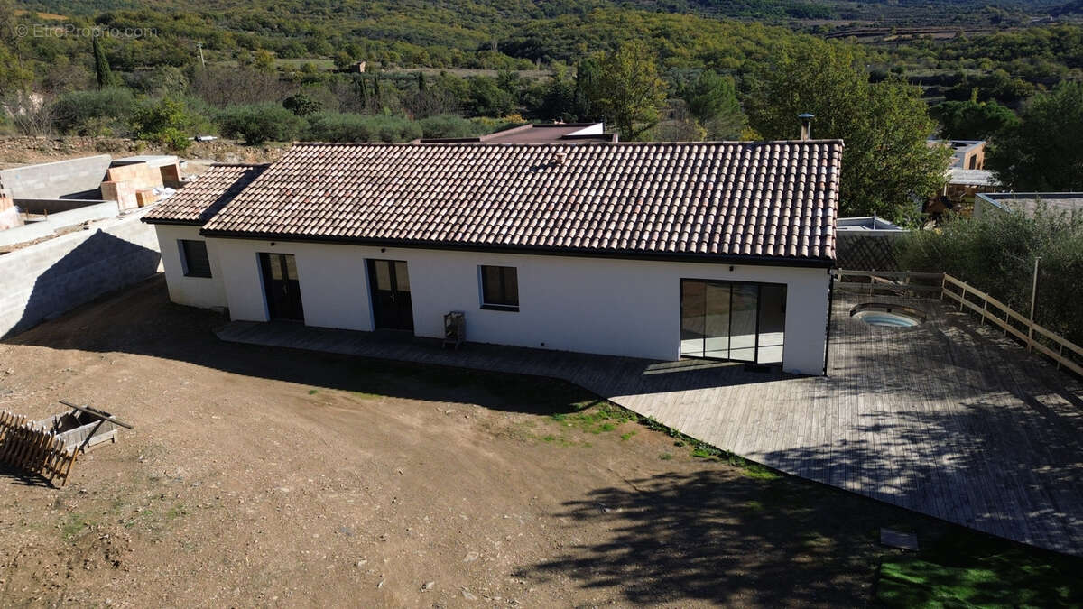 Maison à SAINT-JEAN-DE-LA-BLAQUIERE