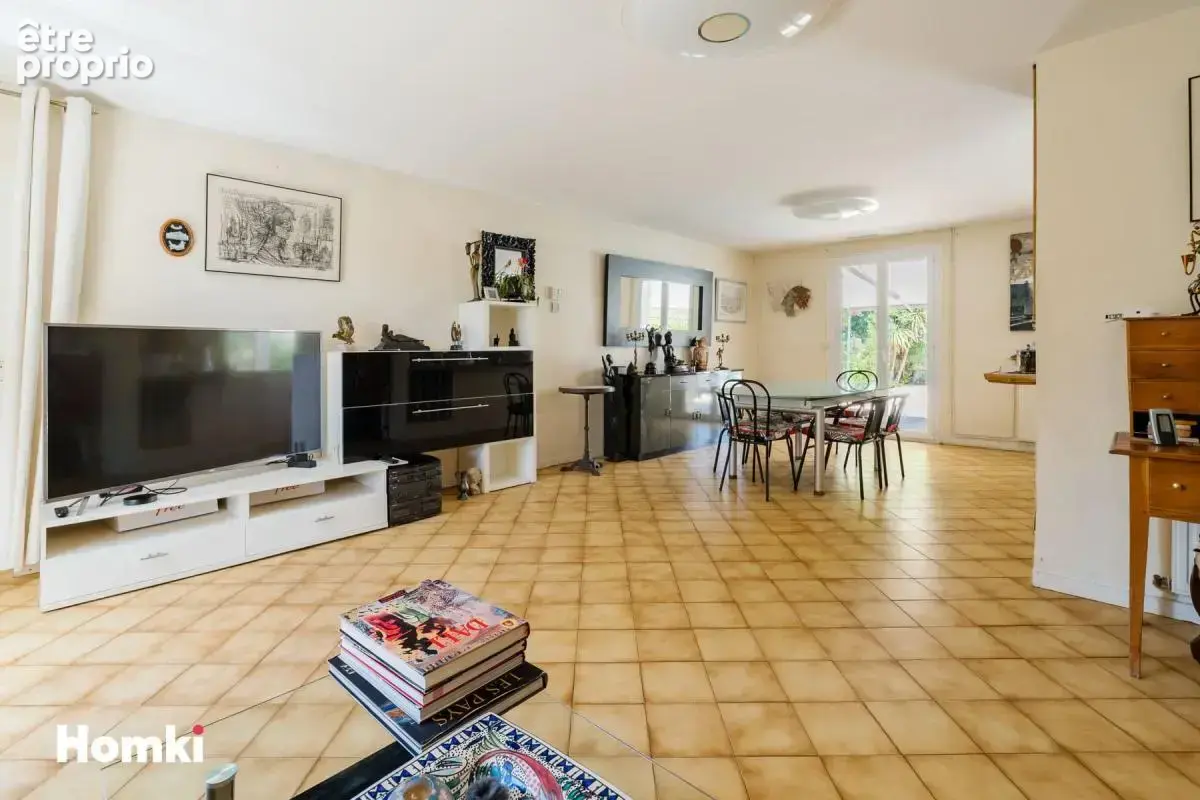 Maison/Villa T6 de 140 m² à La Salvetat-Saint-Gilles 31880 - photo 5