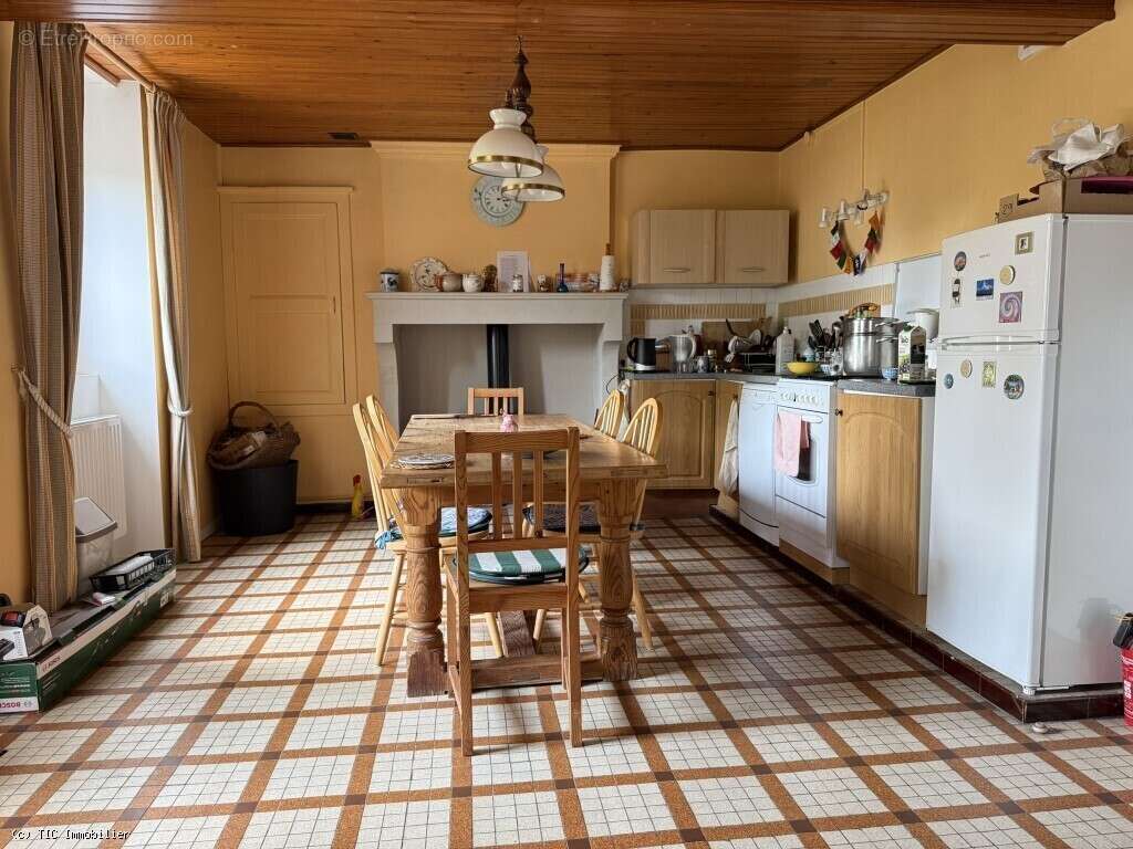 Charmante Maison En Pierre Du XIXe Siècle Avec Vue Sur La Campagne - photo 6