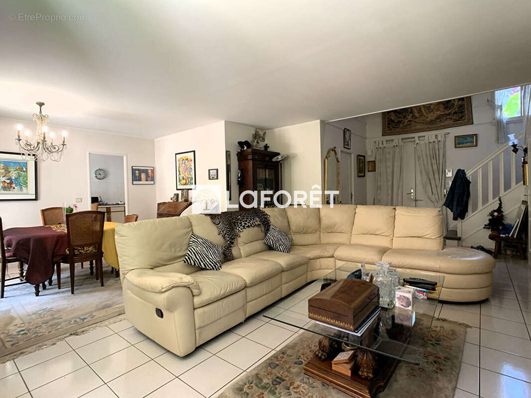 Maison à LE PLESSIS-BOUCHARD