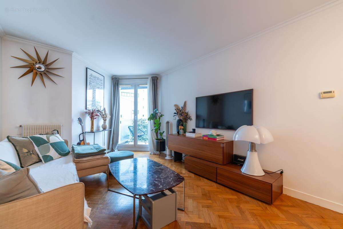 Appartement à ASNIERES-SUR-SEINE