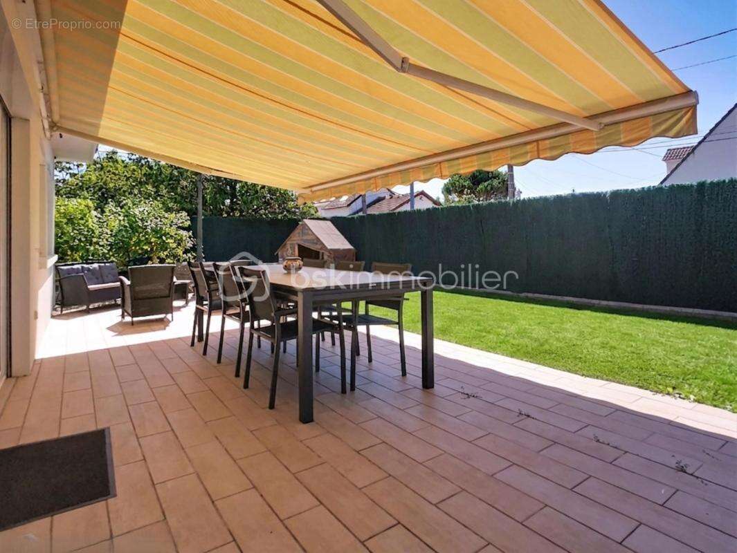 Plain pied sans aucun travaux a prévoir avec double garage et atelier - photo 15