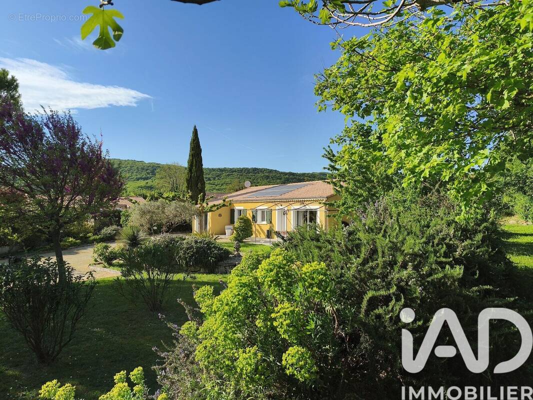 Photo 1 - Maison à PUY-SAINT-MARTIN