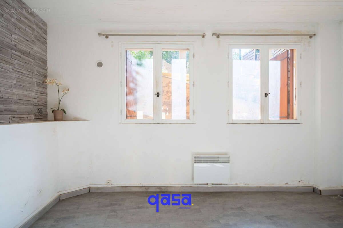 Maison à MARSEILLE-7E
