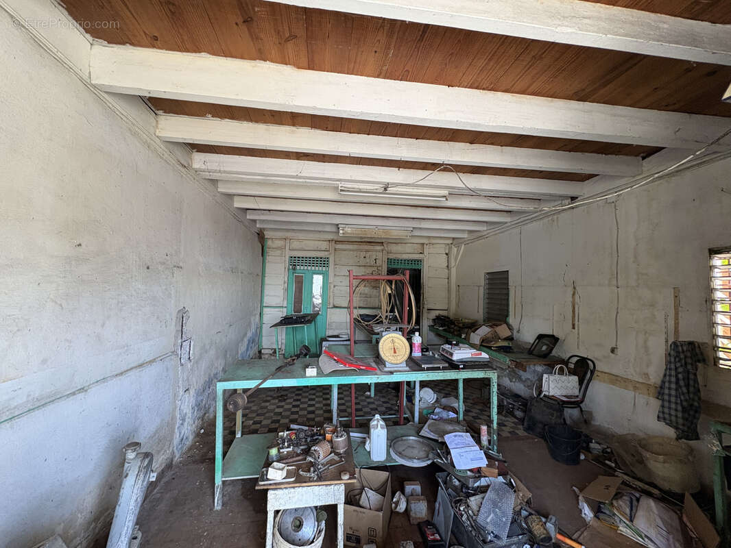 Maison à POINTE-A-PITRE