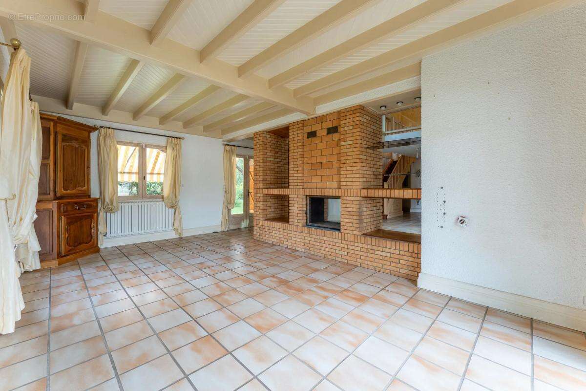 Maison à SAINT-MEDARD-EN-JALLES