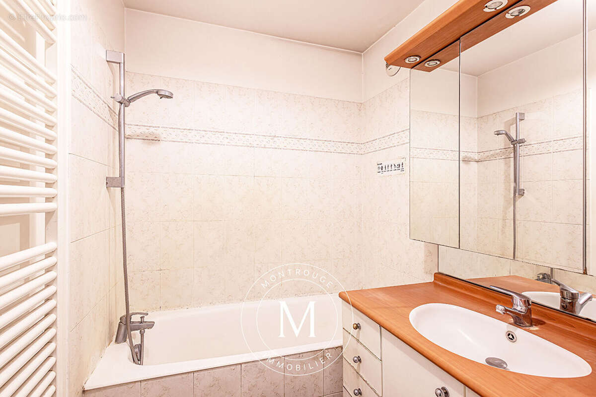 Appartement à MONTROUGE