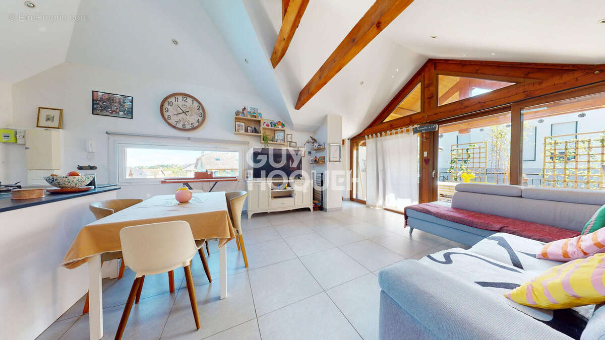 Appartement à PUGNY-CHATENOD