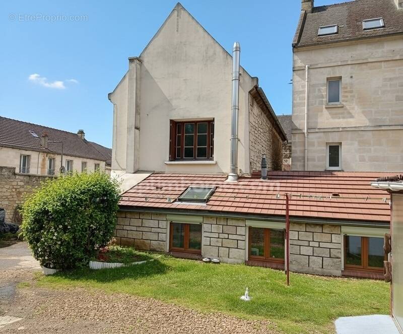 Maison à MONTATAIRE