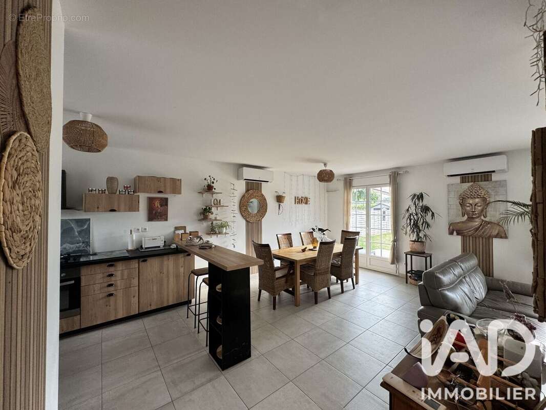 Maison 90 m² à Presles-En-Brie  - photo 8