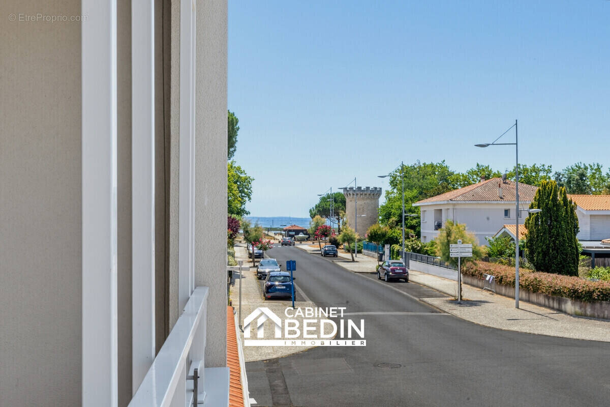 Appartement à ARES