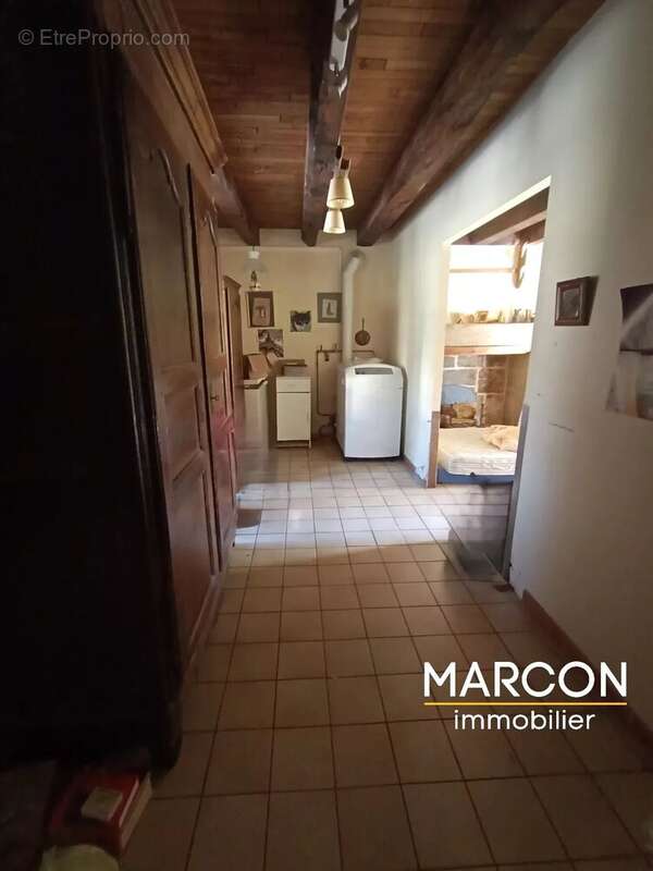 Maison à LE DONZEIL