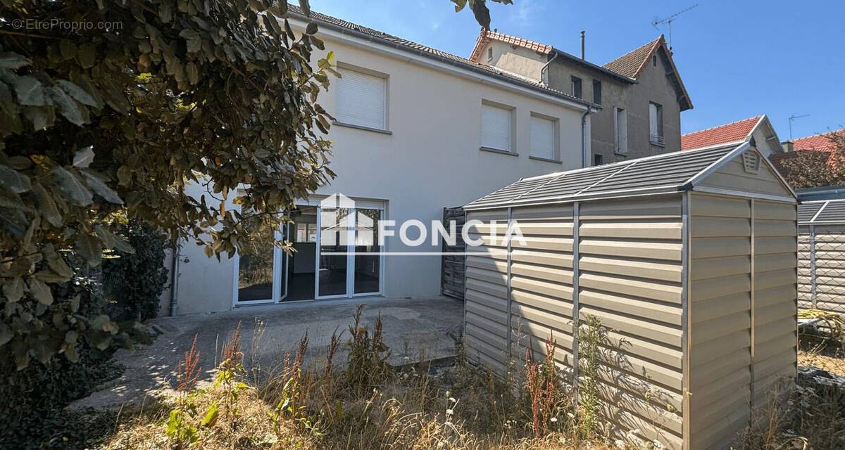 Maison à FLEURY-LES-AUBRAIS