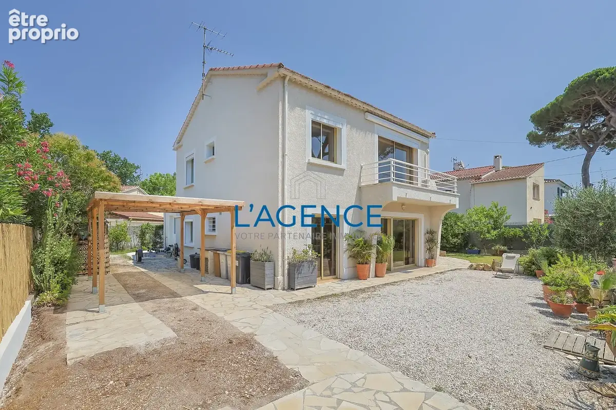 Villa individuelle de 167 m2 exposée sud-est avec vue et accès mer - photo 2