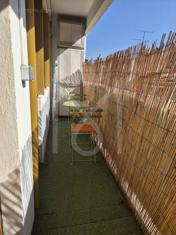 Appartement à MARSEILLE-5E