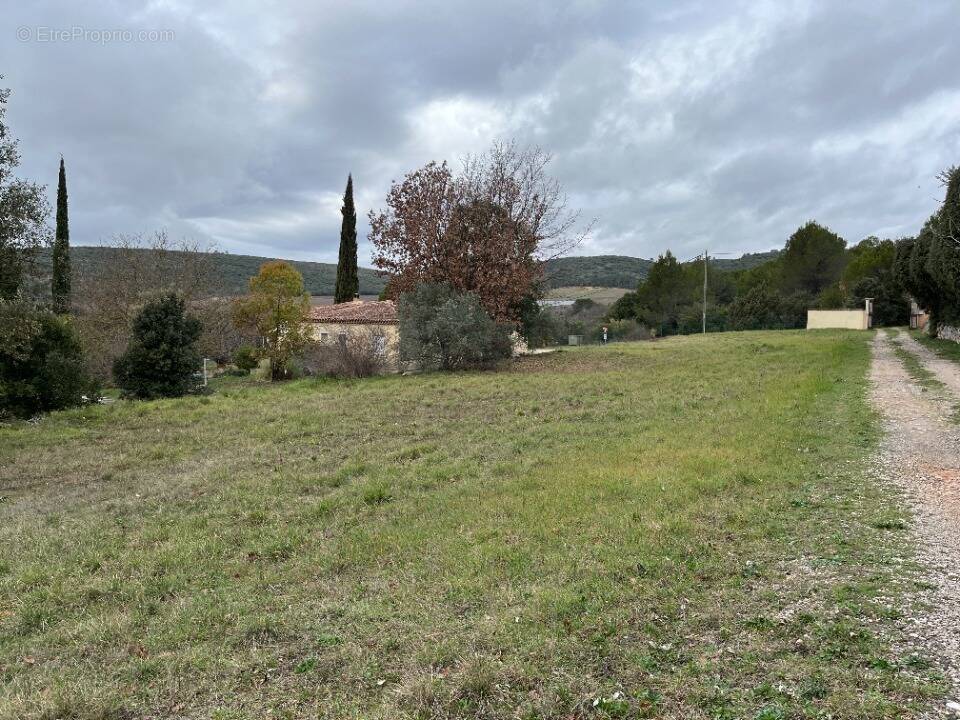 Terrain à BRUE-AURIAC
