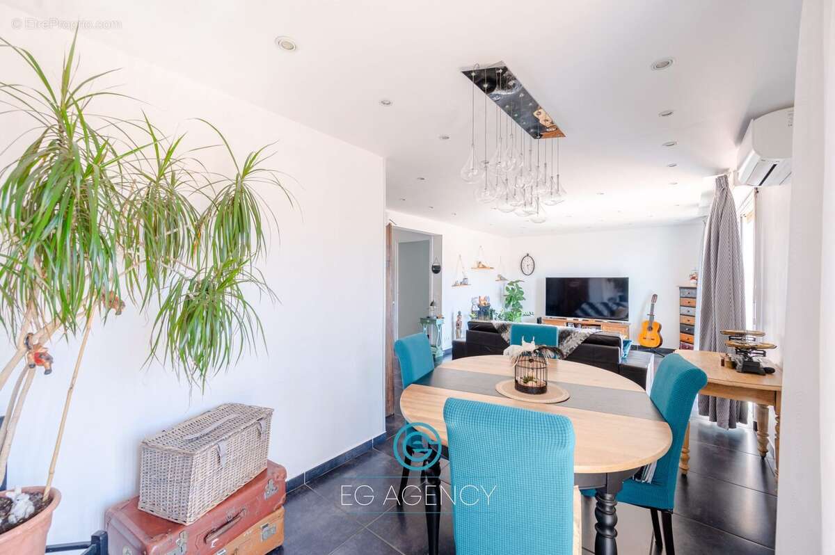 Appartement à MARSEILLE-9E