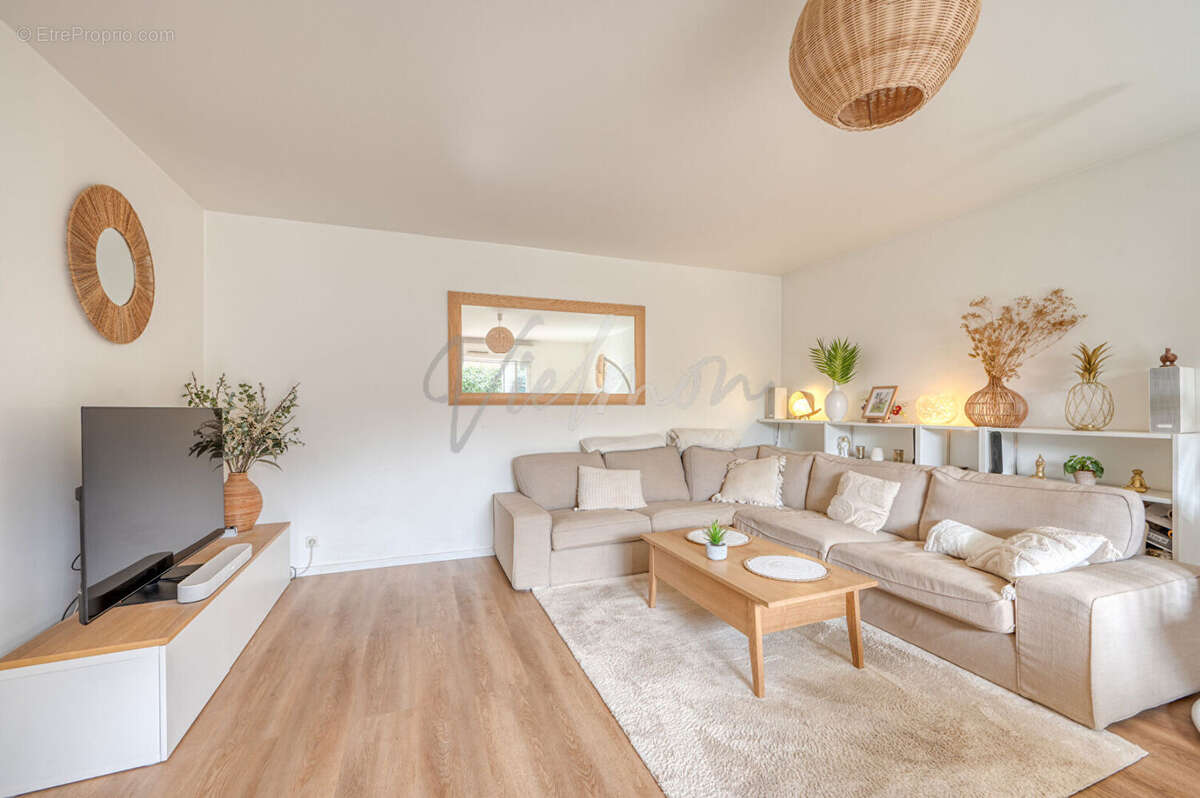 Appartement à LE PLESSIS-ROBINSON