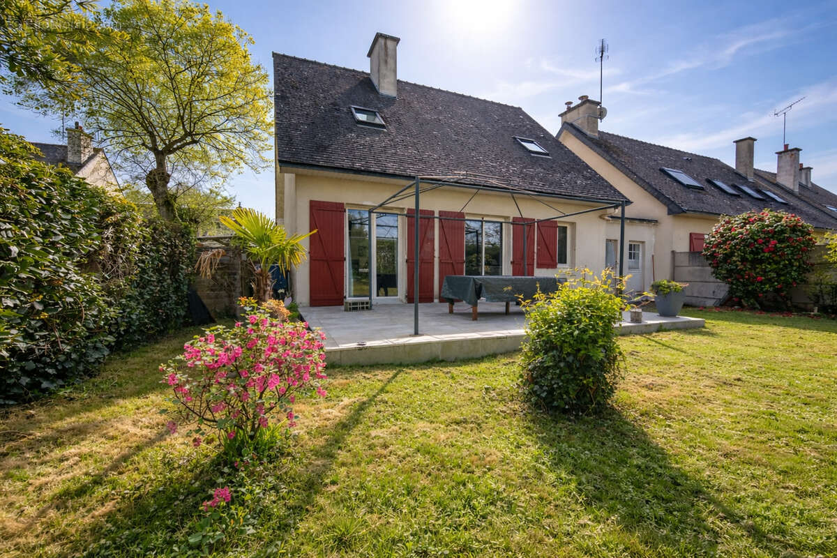 Maison à LE RHEU